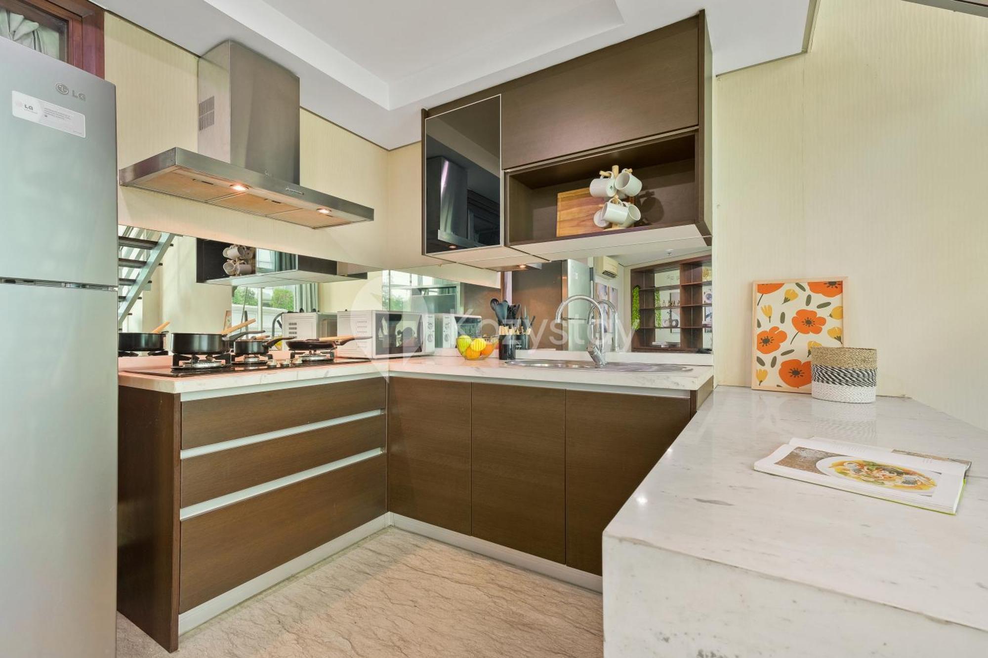 Callisto By Kozystay - Mega Kuningan * Jakarta